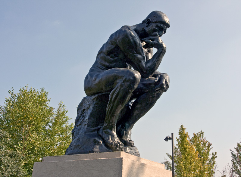 פסל הברונזה של אוגוסט רודן - "האדם החשב"